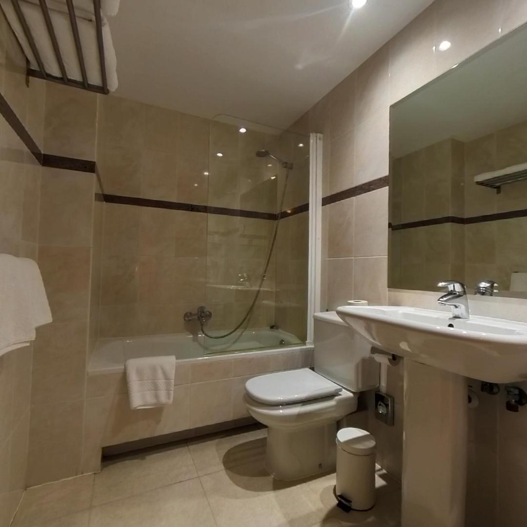 Hotel Cubil Pas De La Casa